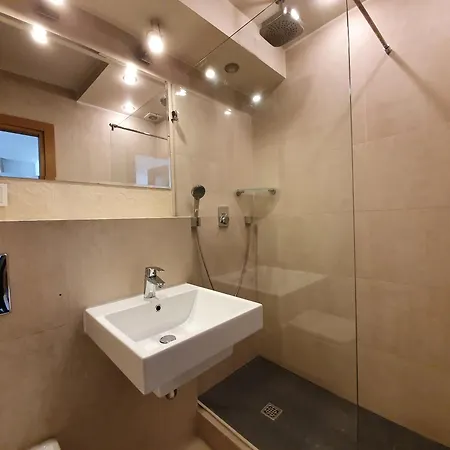 Przy Plazy & Parking Апартаменти