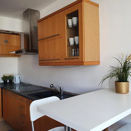 Przy Plazy & Parking Апартаменти *