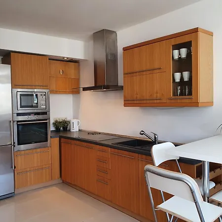 Przy Plazy & Parking Apartman